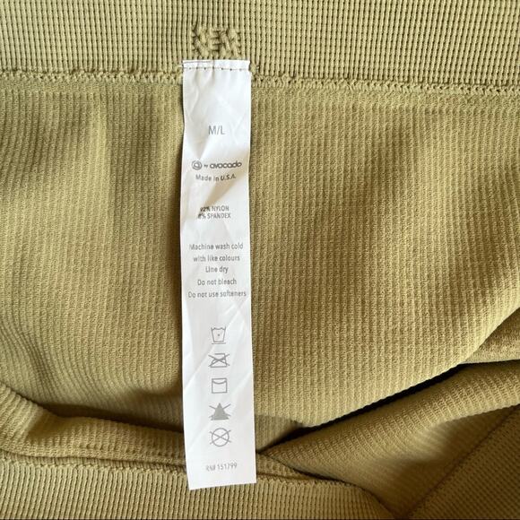 Avocado Seamless High Waisted Ribbed 7/8 Legging - Picture 5 of 5